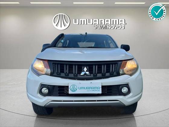 MITSUBISHI L200 TRITON 2.4 16V TURBO DIESEL SPORT GLS CD 4P 4X4 AUTOMÁTICO MITSUBISHI L200 TRITON 2.4 16V TURBO DIESEL SPORT GLS CD 4P 4X4 AUTOMÁTICO